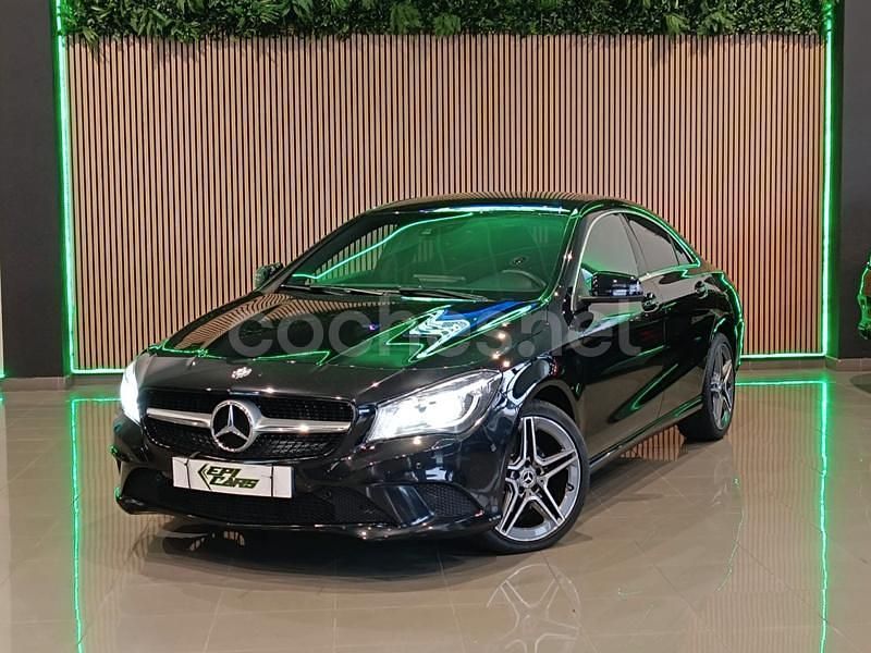 Negro Usado 2014 Mercedes CLA220 AMG line Berlina | 16.890 € (Buen precio) - Imagen 1/4