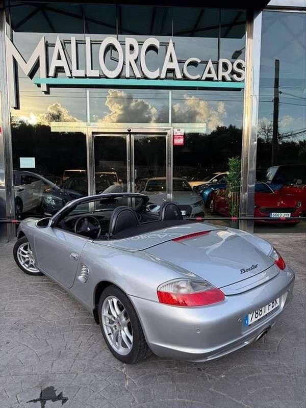 Usado Porsche Boxster 228 CV (167 kW) 2004 Gris / plata Descapotable
