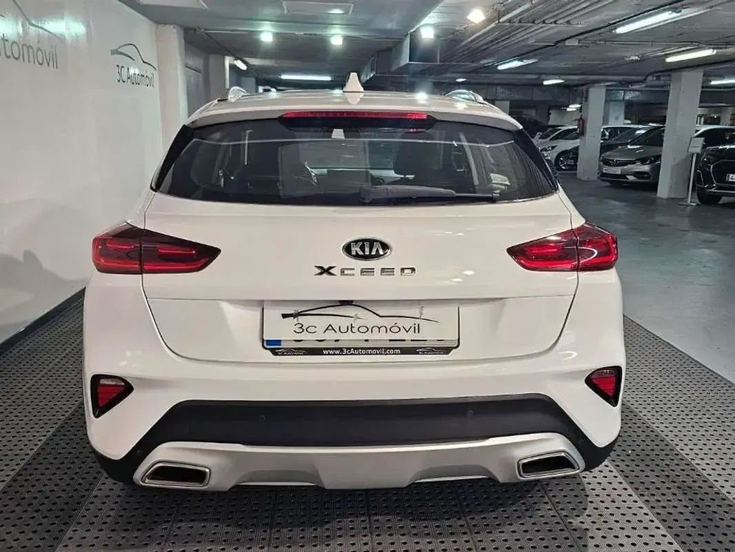 Usado Kia XCeed 120 CV (88 kW) 2020 Blanco SUV