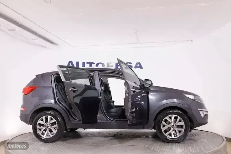 Usado Kia Sportage 136 CV (100 kW) 2015 Gris SUV