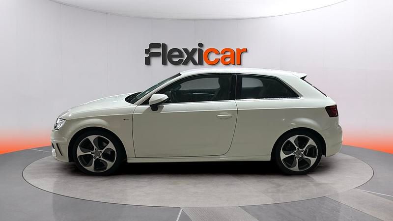 Używany Audi A3 Ambition 125 KM (91 kW) 2015 Biały Sedan/Limuzyna
