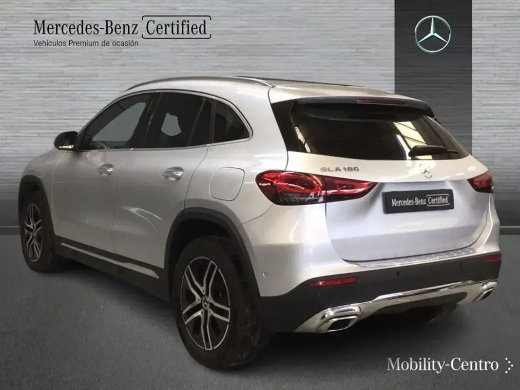 Occasion Mercedes GLA180 AMG line 136 PK (100 kW) 2023 Zilver SUV