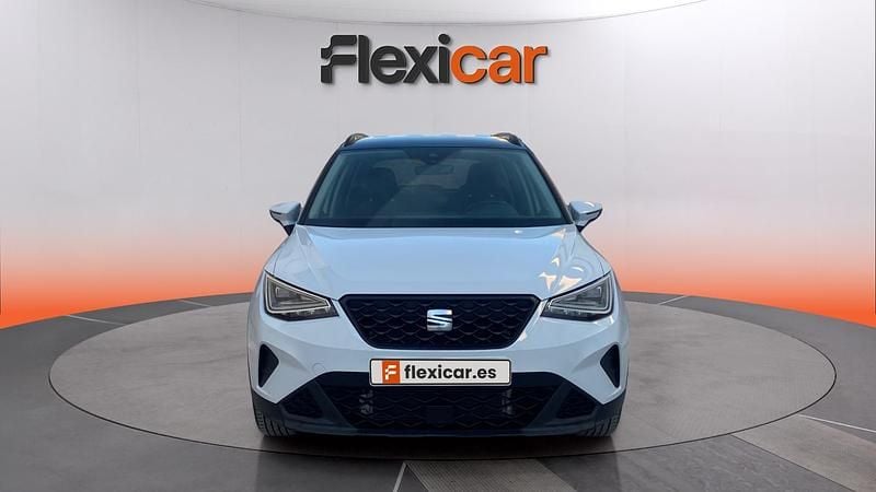 Usado Seat Arona Style 110 CV (80 kW) 2022 Blanco SUV