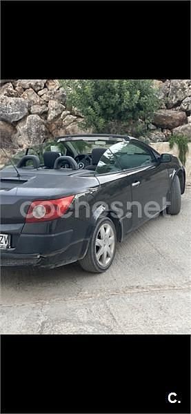 Usado Renault Mégane Cabriolet Extreme 130 CV (95 kW) 2008 Negro Descapotable