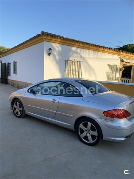 Usado Peugeot 307 CC 136 CV (100 kW) 2006 Gris / plata Descapotable