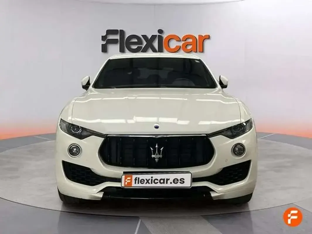 Usado Maserati Levante 275 CV (202 kW) 2017 Blanco SUV