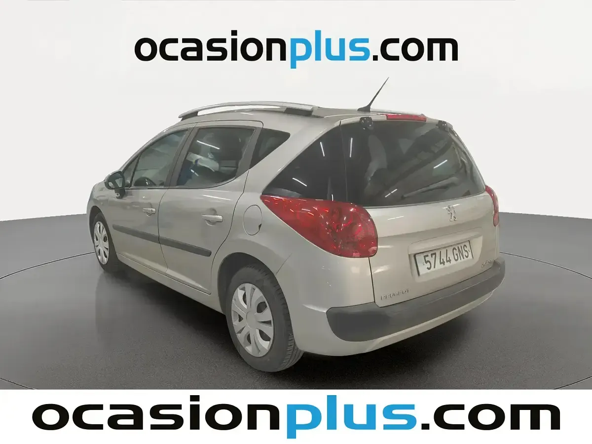 Usado Peugeot 207 90 CV (66 kW) 2009 Gris Familiar