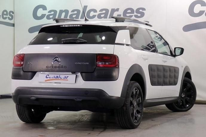 Usado Citroën C4 Cactus Shine 92 CV (67 kW) 2014 Blanco Utilitario