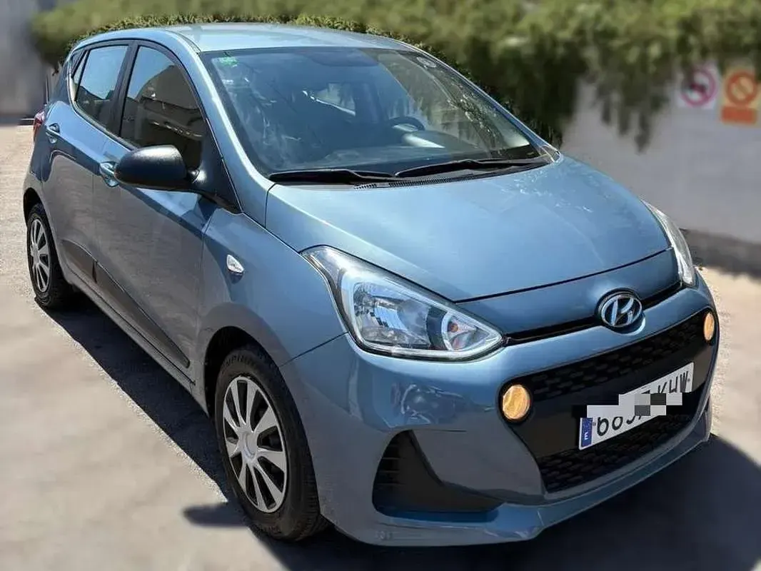 Usado Hyundai i10 GO! 67 CV (49 kW) 2018 Azul Utilitario