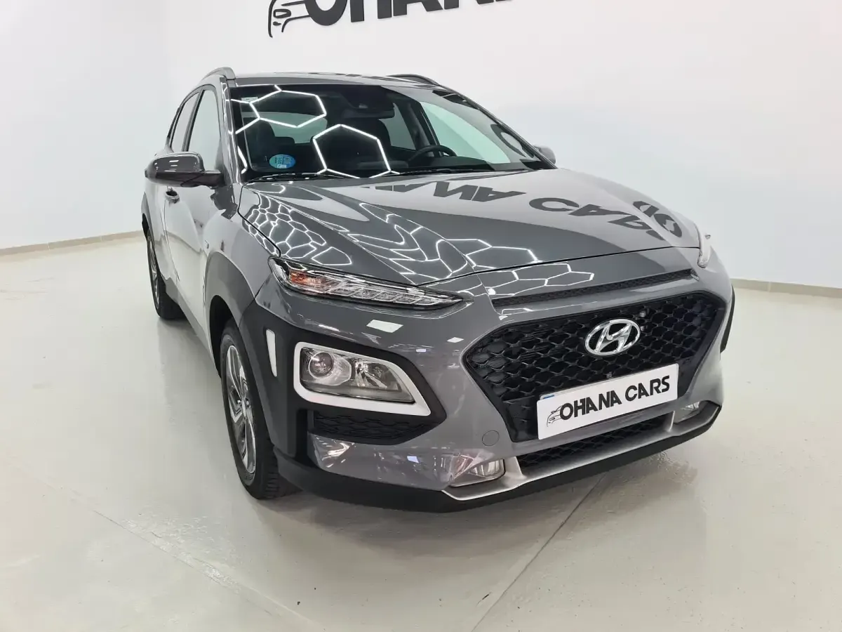 Usado Hyundai Kona 141 CV (103 kW) 2020 Gris SUV