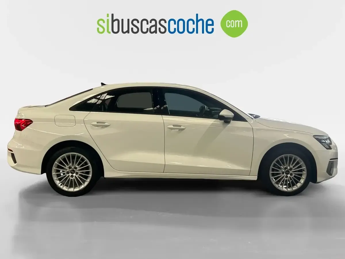 Usado Audi A3 116 CV (85 kW) 2022 Blanco Berlina