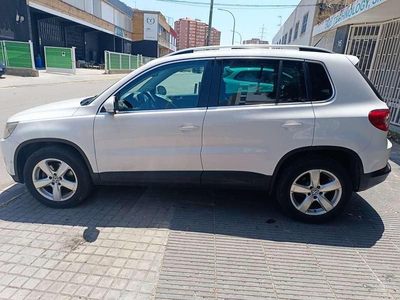 Blanco Usado 2010 VW Tiguan SUV | 9900 € (Buen precio) - Imagen 1/4