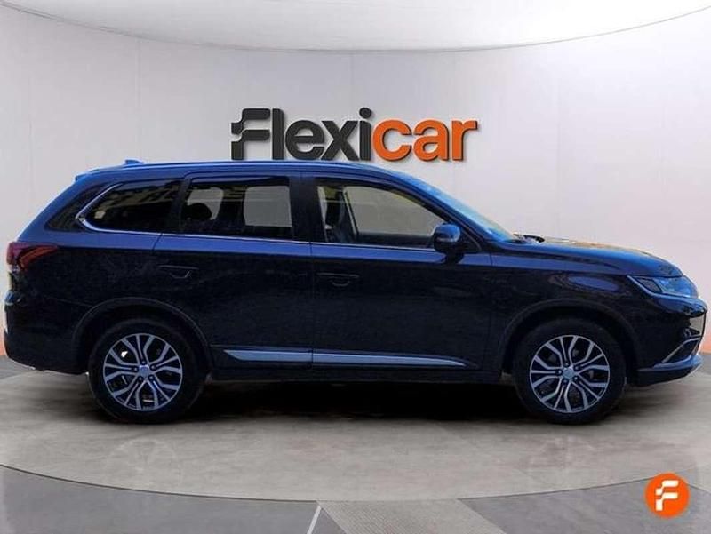 Usado Mitsubishi Outlander Motion 150 CV (110 kW) 2018 Azul SUV