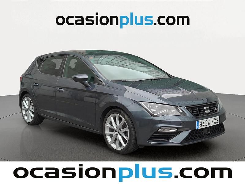 Usado Seat Leon FR 190 CV (139 kW) 2019 Gris Berlina