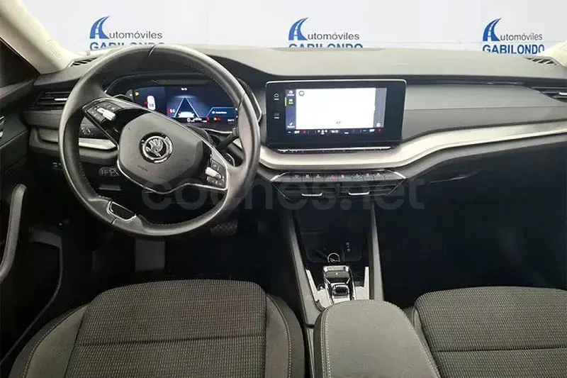 Usado Skoda Octavia Ambition 204 CV (150 kW) 2021 Azul Berlina