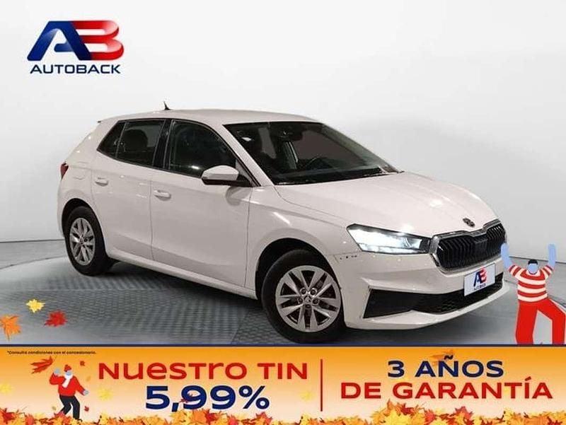 Blanco Usado 2023 Skoda Fabia Ambition Utilitario | 11.717 € (Buen precio) - Imagen 1/2