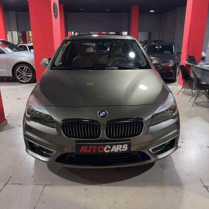 Usado BMW 220 Active Tourer 190 CV (139 kW) 2015 Gris Monovolumen