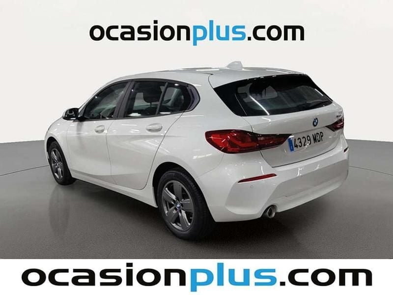 Usado BMW 116 116 CV (85 kW) 2023 Blanco Utilitario