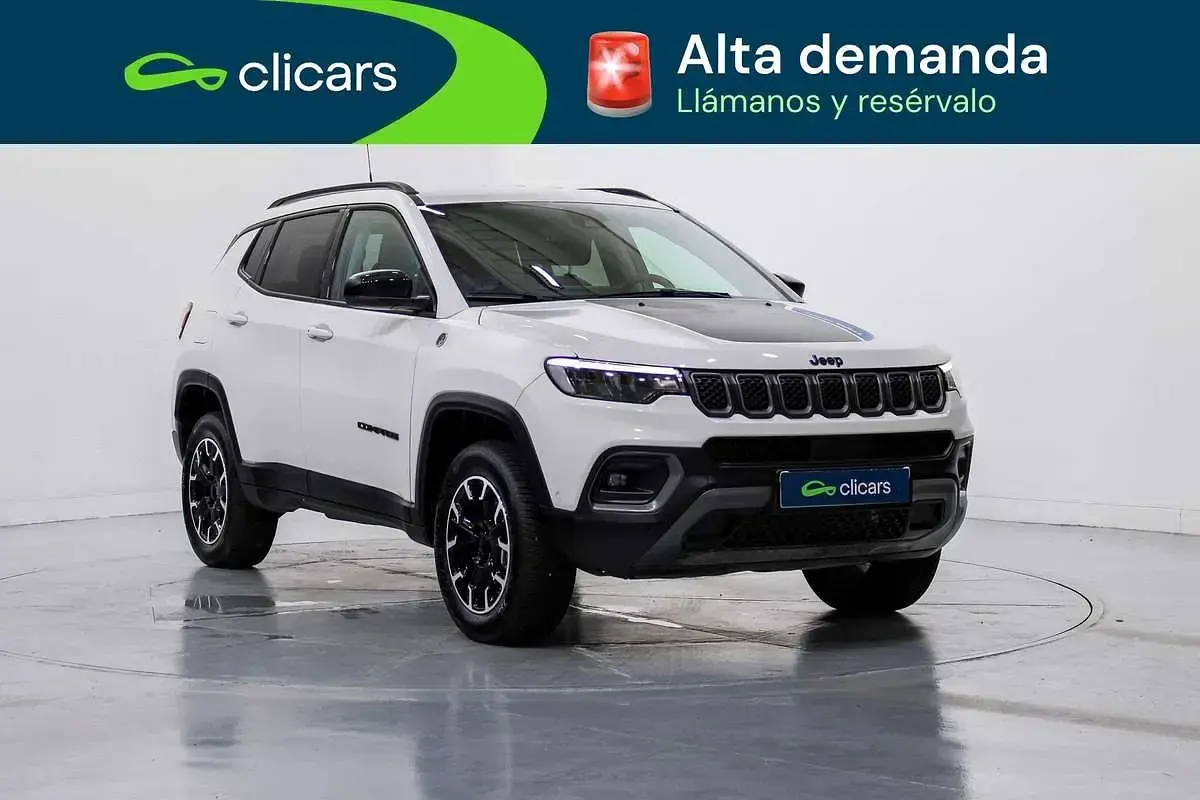 Usado Jeep Compass Trailhawk 179 CV (131 kW) 2024 Blanco SUV