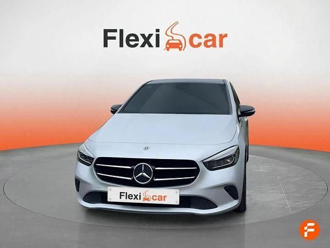 Usado Mercedes B200 156 CV (114 kW) 2019 Gris Monovolumen