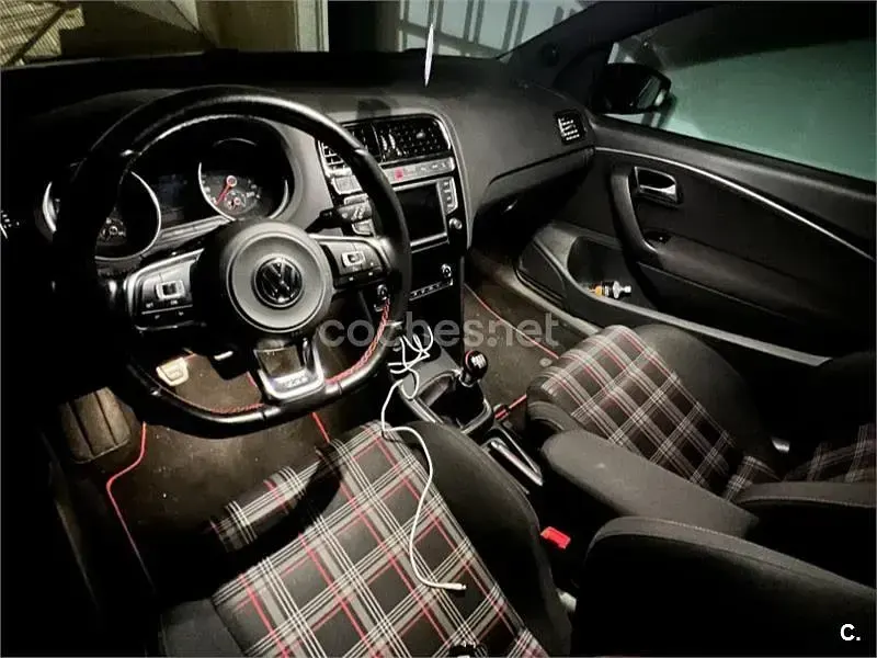 Usado VW Polo GTI 192 CV (141 kW) 2016 Negro Berlina