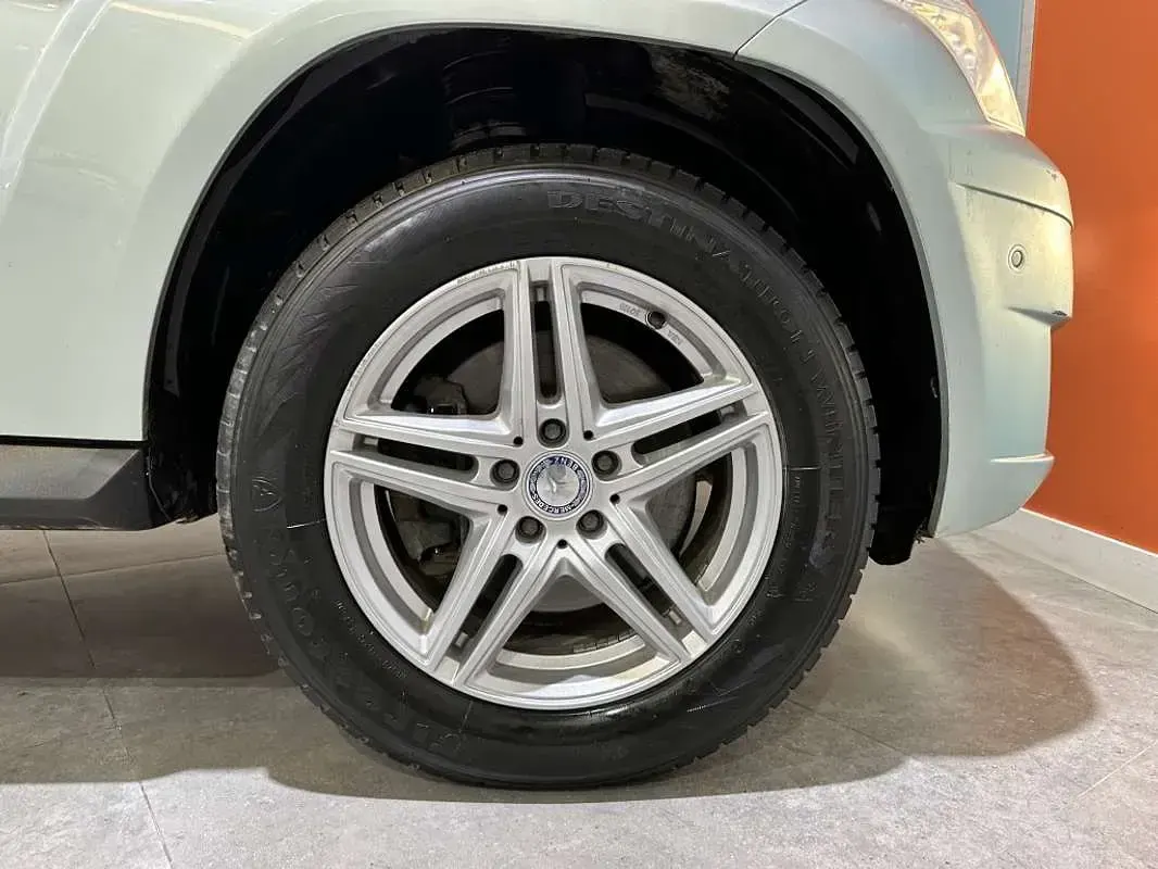 Usado Mercedes GLK220 170 CV (125 kW) 2010 Verde SUV