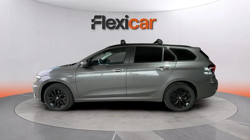 Usado Fiat Tipo Mirror 95 HP (69 kW) 2019 Cinzento Carrinha