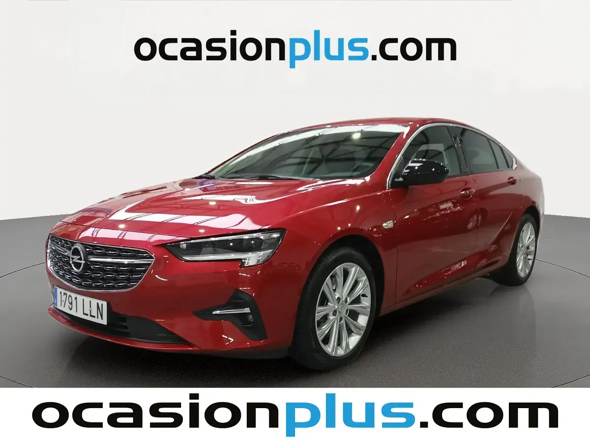 Usado Opel Insignia Business Elegance 122 HP (89 kW) 2020 Sedan