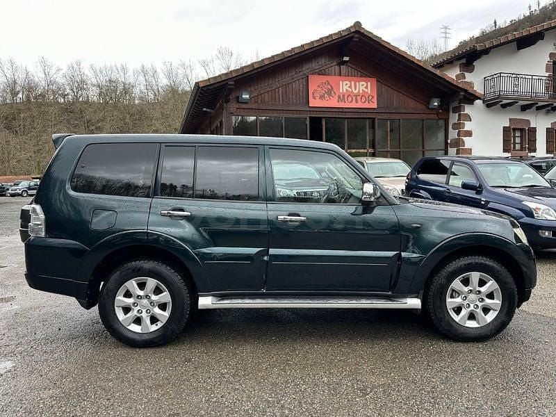 Usado Mitsubishi Montero Spirit 200 CV (147 kW) 2015 Negro SUV