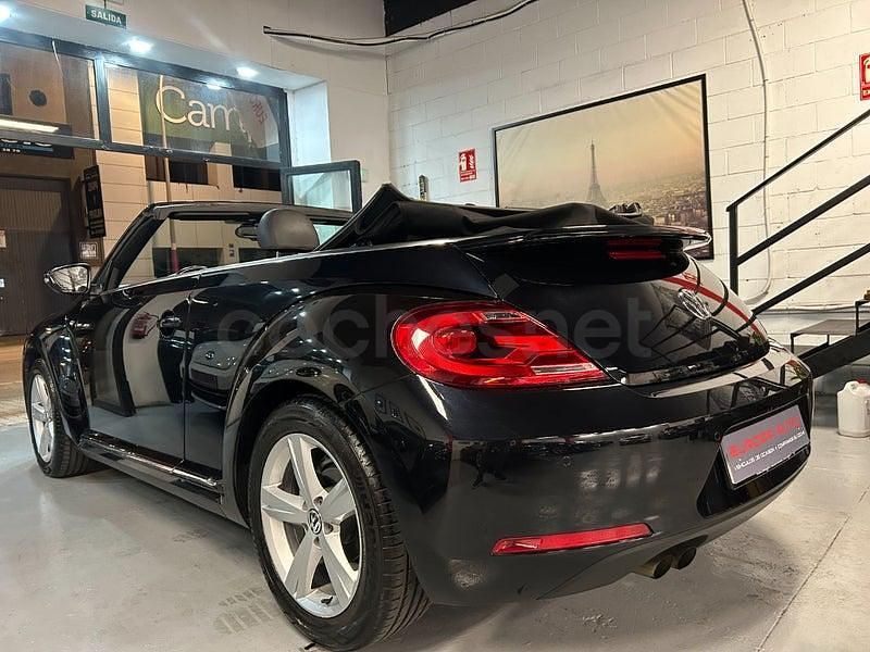 Usado VW Beetle Sportline 150 CV (110 kW) 2016 Negro Utilitario
