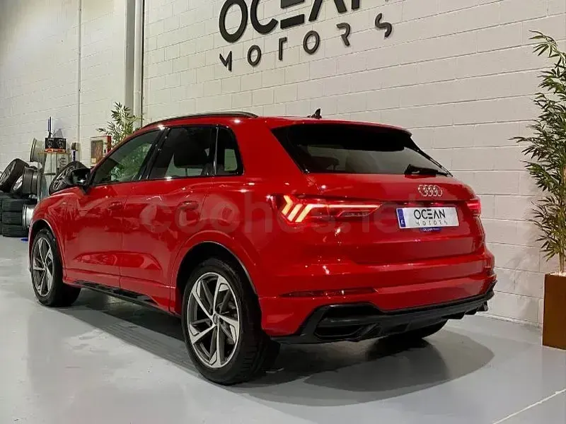 Usado Audi Q3 Ambiente 150 CV (110 kW) 2020 Rojo SUV