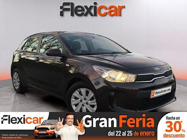 Marrón Usado 2018 Kia Rio Berlina | 11.890 € (Precio justo) - Imagen 1/4