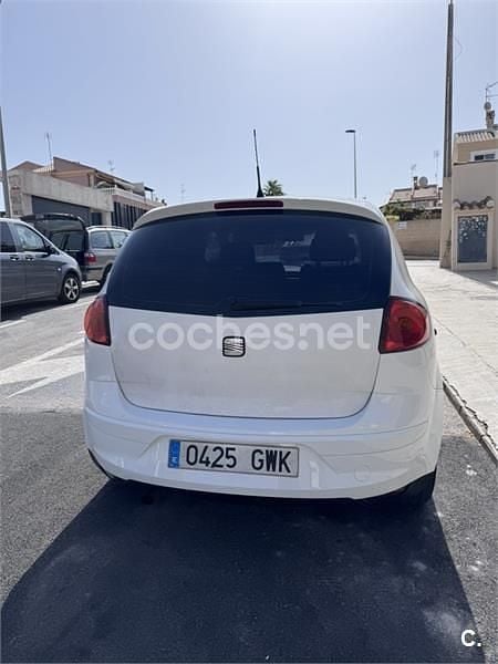Blanco Usado 2010 Seat Altea Reference Monovolumen | 4100 € (Buen precio) - Imagen 1/2
