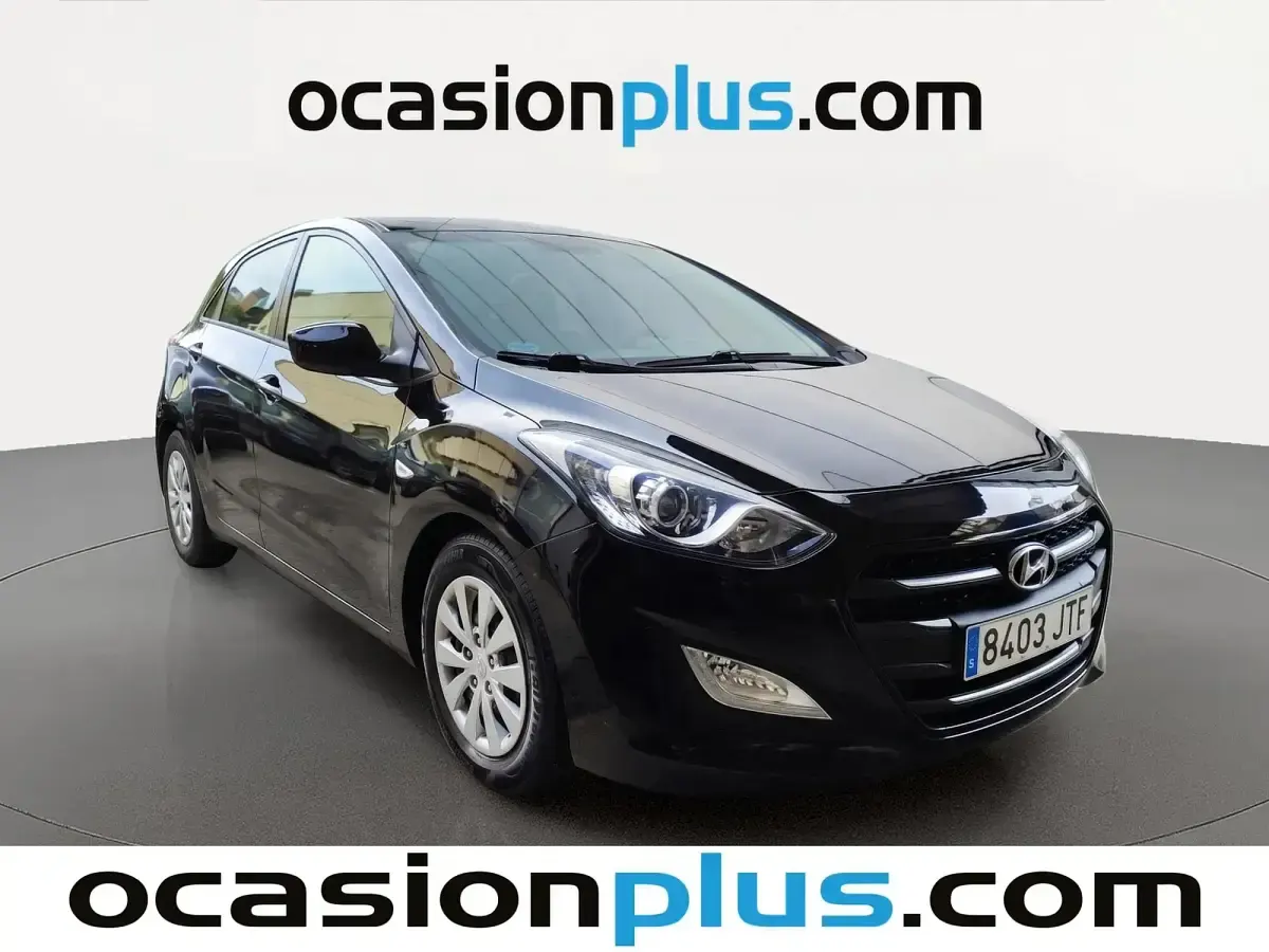 Usado Hyundai i30 101 CV (74 kW) 2016 Negro Utilitario