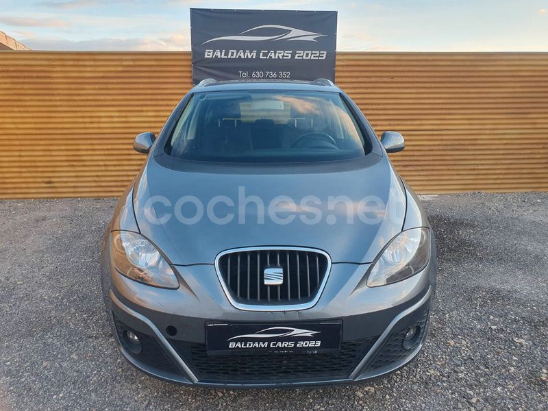 Gris / plata Usado 2013 Seat Altea XL Style Monovolumen | 7500 € (Precio justo) - Imagen 1/4