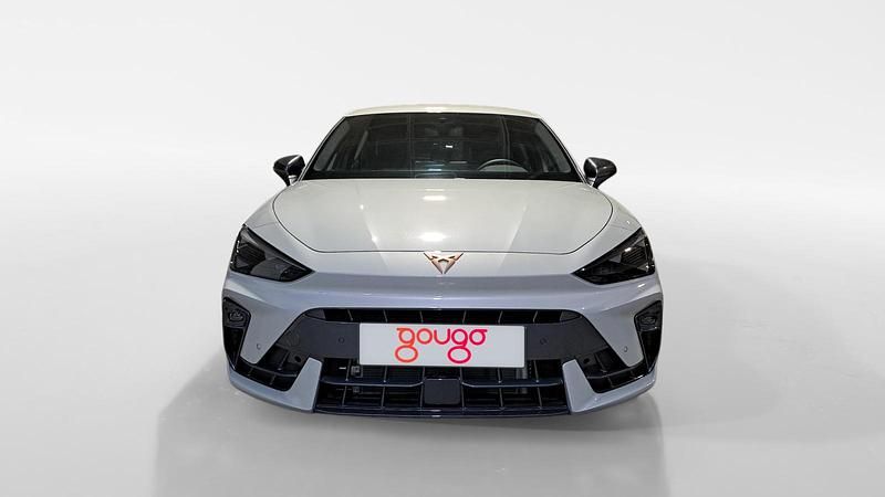 Nuevo Cupra Leon 150 CV (110 kW) 2025 Gris / plata Berlina