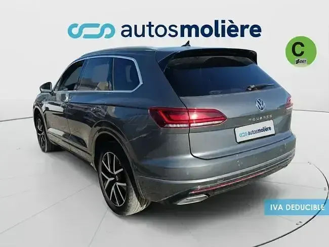 Second-hand VW Touareg Elegance 286 CP (210 kW) 2021 Gri SUV
