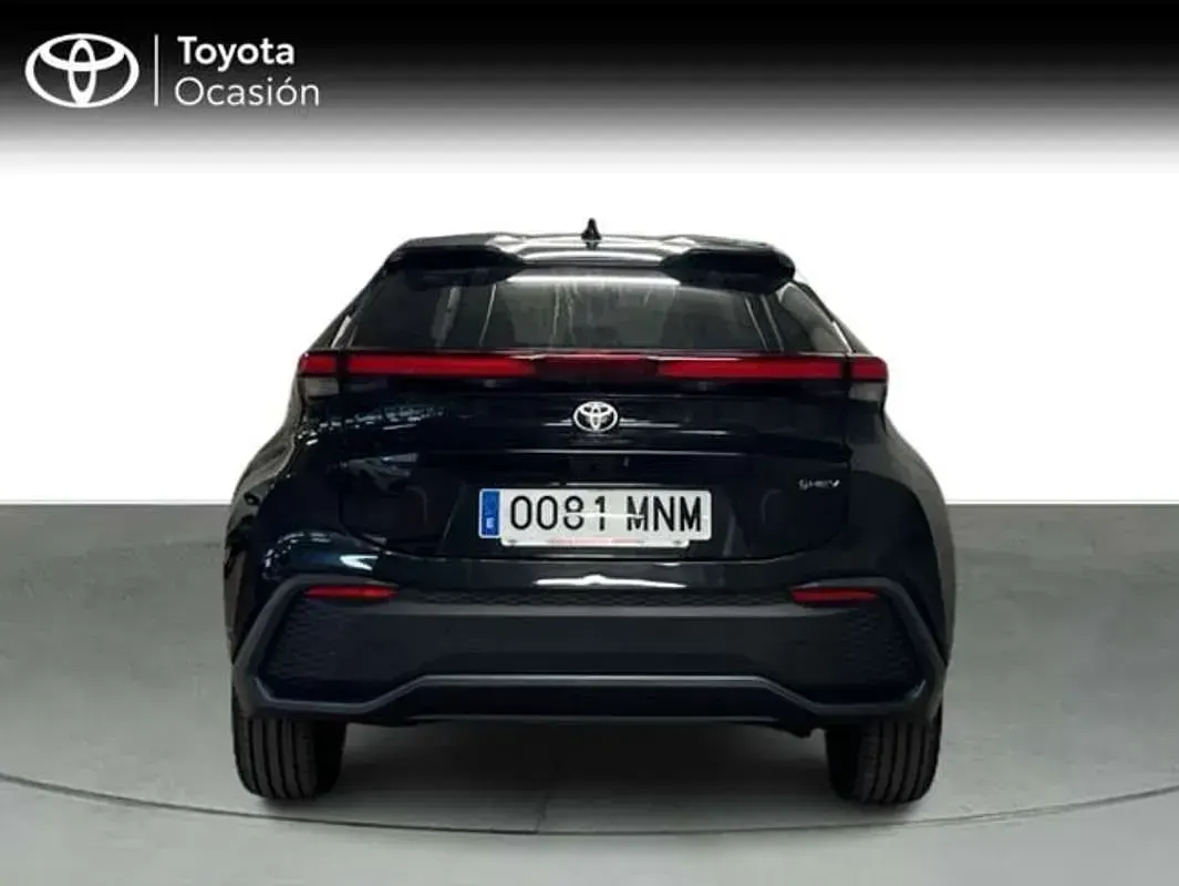 Usado Toyota C-HR Advance 140 CV (102 kW) 2024 Negro SUV