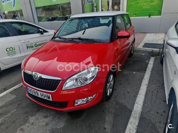 Rojo Usado 2011 Skoda Fabia Style Berlina | 5000 € (Un poco caro) - Imagen 1/4