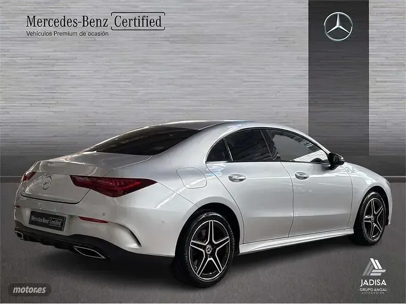 Usado Mercedes CLA250e 218 CV (160 kW) 2025 Gris / plateado Coupe