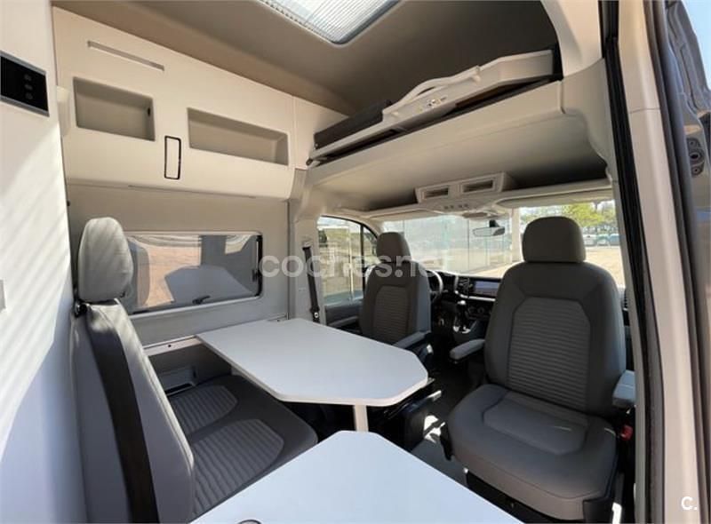 Käytetty VW California California 177 HP (130 kW) 2021 Harmaa Van