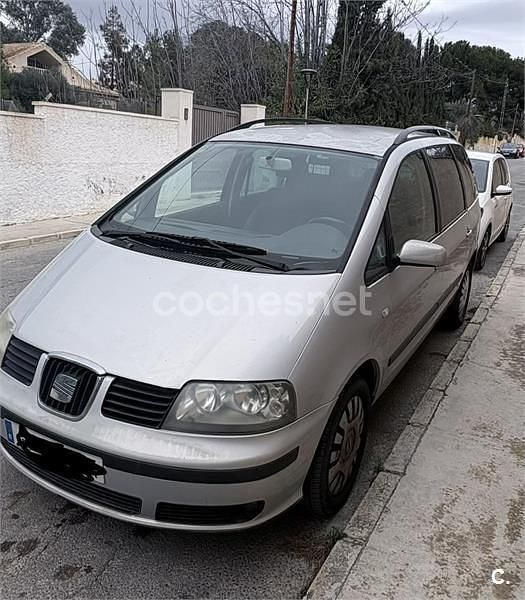 Usado Seat Alhambra 115 CV (84 kW) 2002 Gris / plata Monovolumen