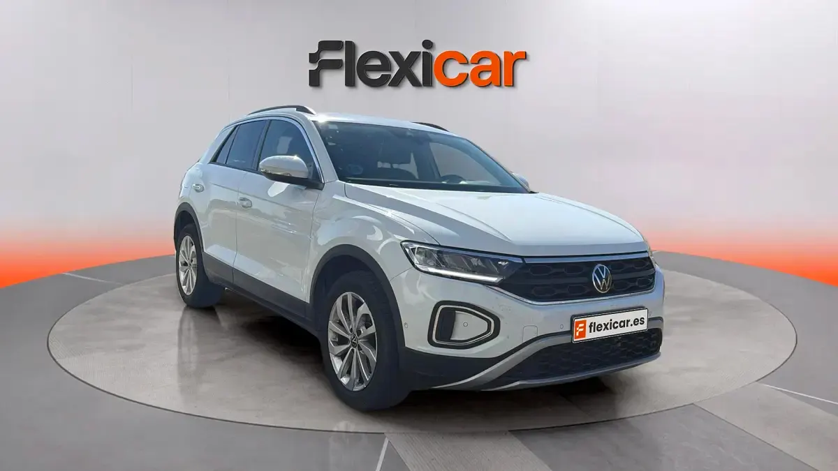 Usado VW T-Roc Life 150 CV (110 kW) 2023 SUV