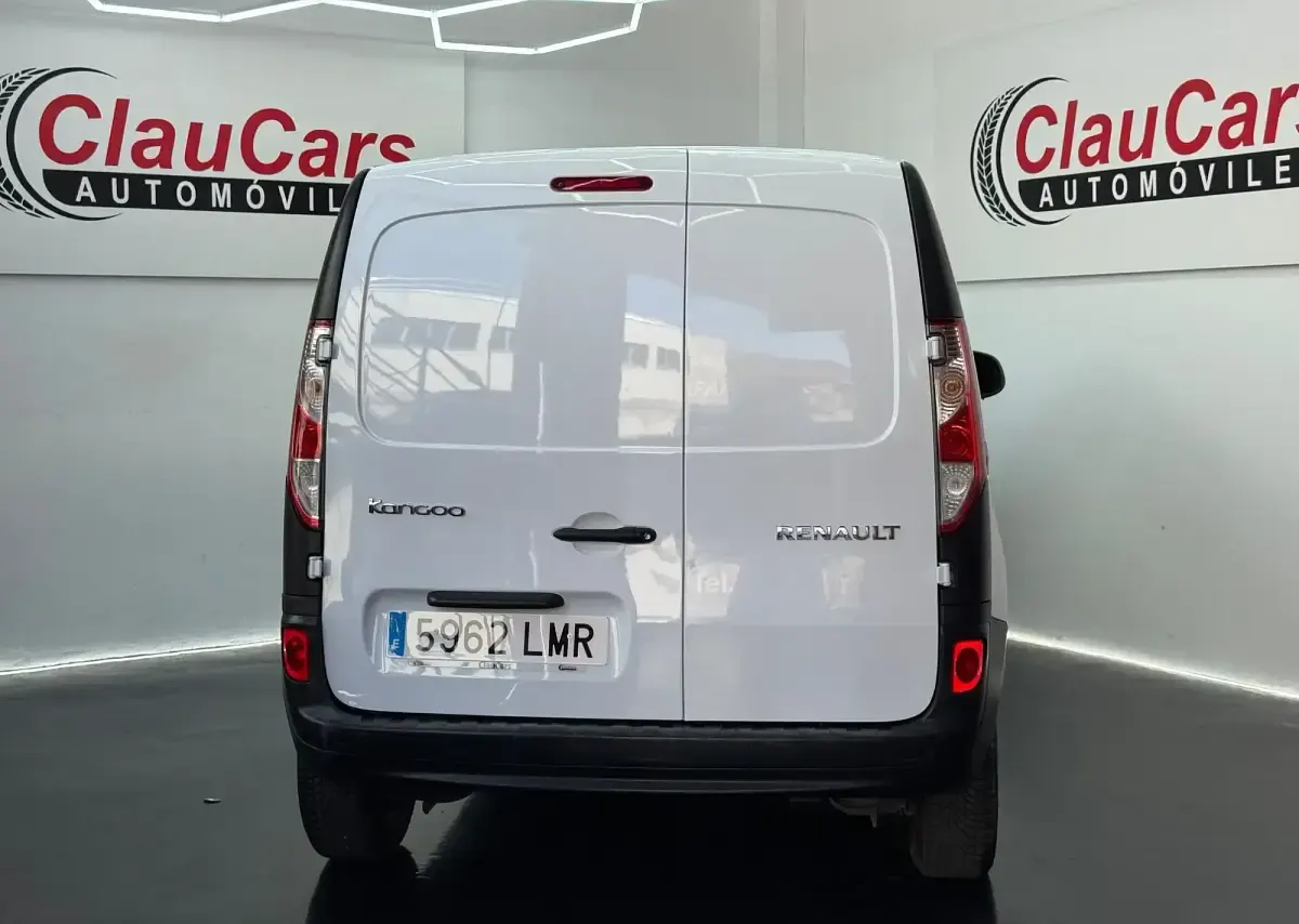 Usado Renault Kangoo 80 CV (58 kW) 2021 Blanco Monovolumen