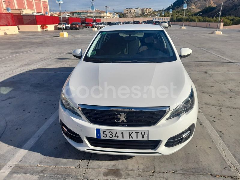 Usado Peugeot 308 Business-Line 110 CV (80 kW) 2019 Blanco Berlina
