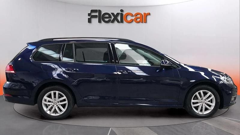 Usado VW Golf VII Business 115 CV (84 kW) 2020 Azul Familiar