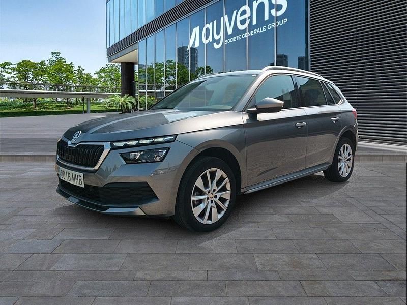 Gris Usado 2023 Skoda Kamiq Style SUV | 23.200 € (Caro) - Imagen 1/4
