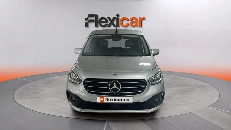 Usado Mercedes T180 116 CV (85 kW) 2023 Gris Monovolumen