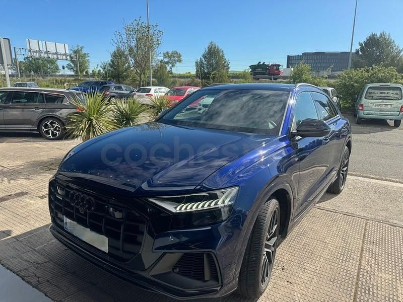 Usado Audi Q8 Ambiente 286 CV (210 kW) 2022 Azul SUV