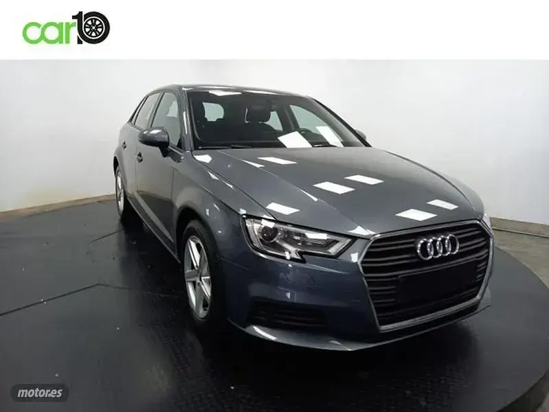 Usado Audi A3 150 CV (110 kW) 2020 Gris Berlina